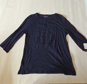 NWT Croft & Barrow Navy Crochet-Detail Three Quarter Sleeve Scoop Neck Top